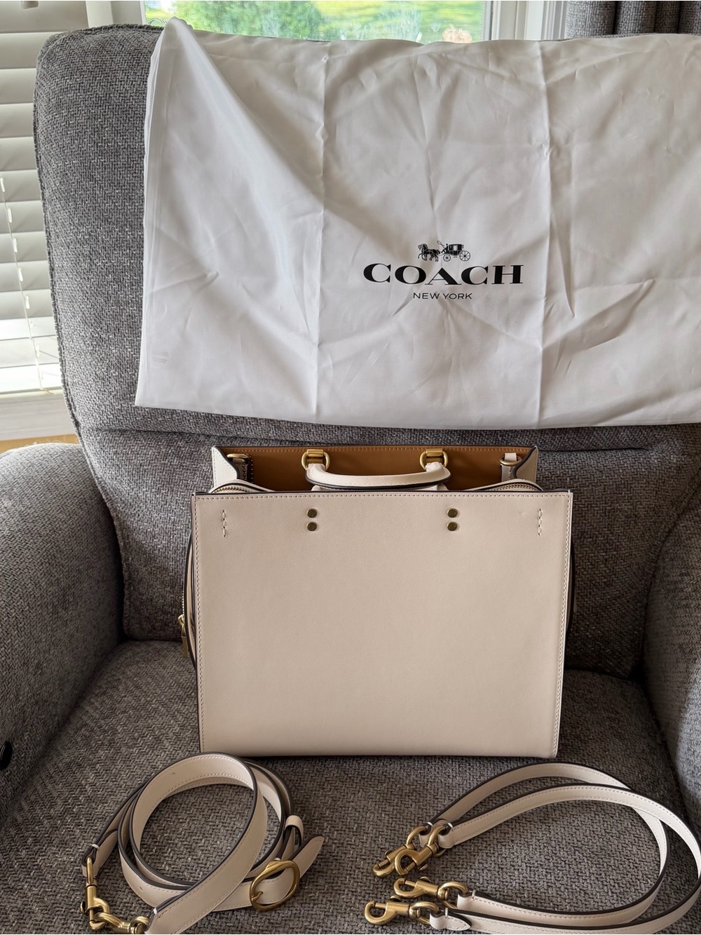 NWOT COACH ROGUE BAG CROSSBODY SATCHEL TOTE IN CHALK GLOVETANNED LEATHER - Picture 3 of 16
